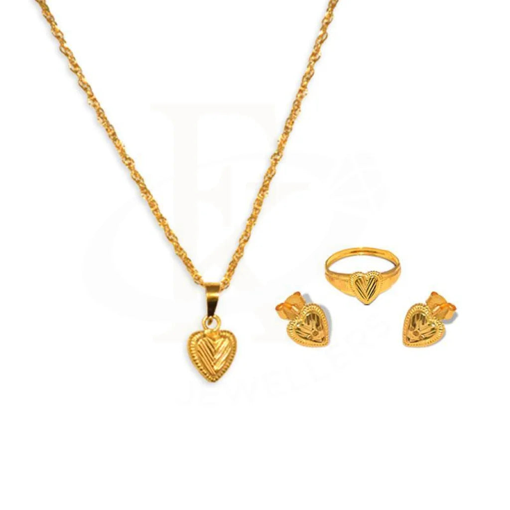 Gold Heart Pendant Set (Necklace Earrings And Ring) 18Kt - Fkjnklst1708 Sets