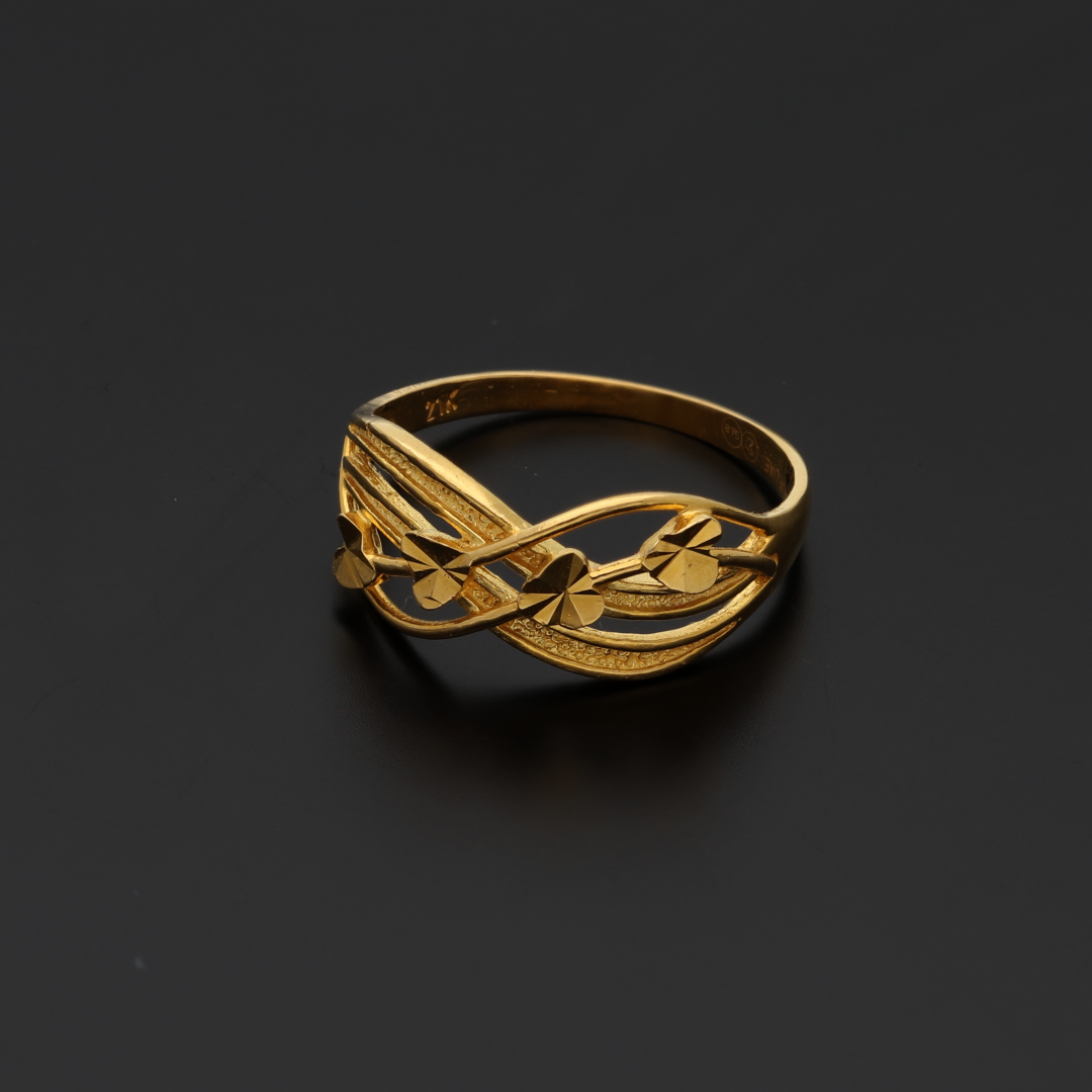 Gold Wave Heart Design Ring 21KT - FKJRN21K8860