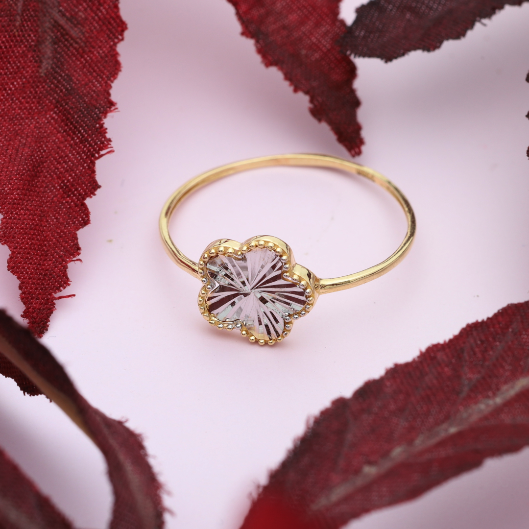 Gold Flower Shaped Ring 18KT - FKJRN18K9223
