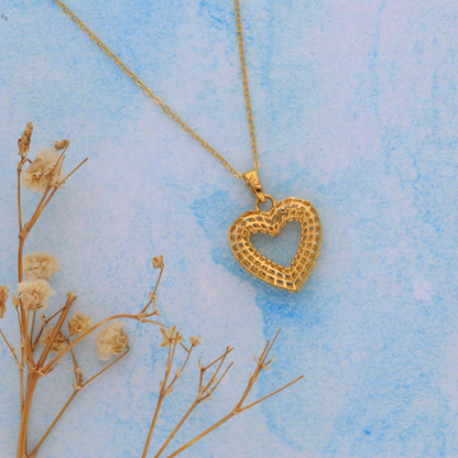 Gold Hallow Heart Shaped Necklace 21KT - FKJNKL21KM9330