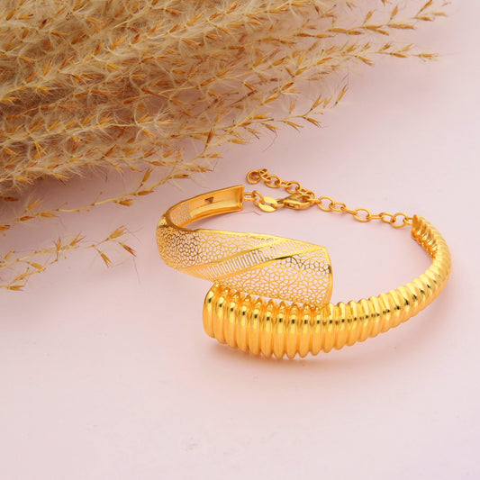 Gold Premium Handcrafted Bangle 21KT - FKJBNG21KM9699