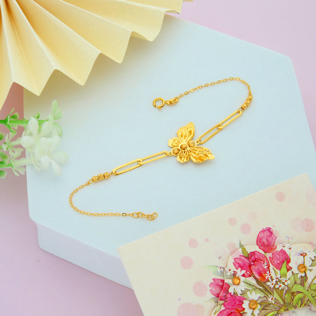 Gold Hanging Butterfly Shaped Pendant Set (Necklace, Bracelet and Earrings) 21KT - FKJNKLST21KM9858