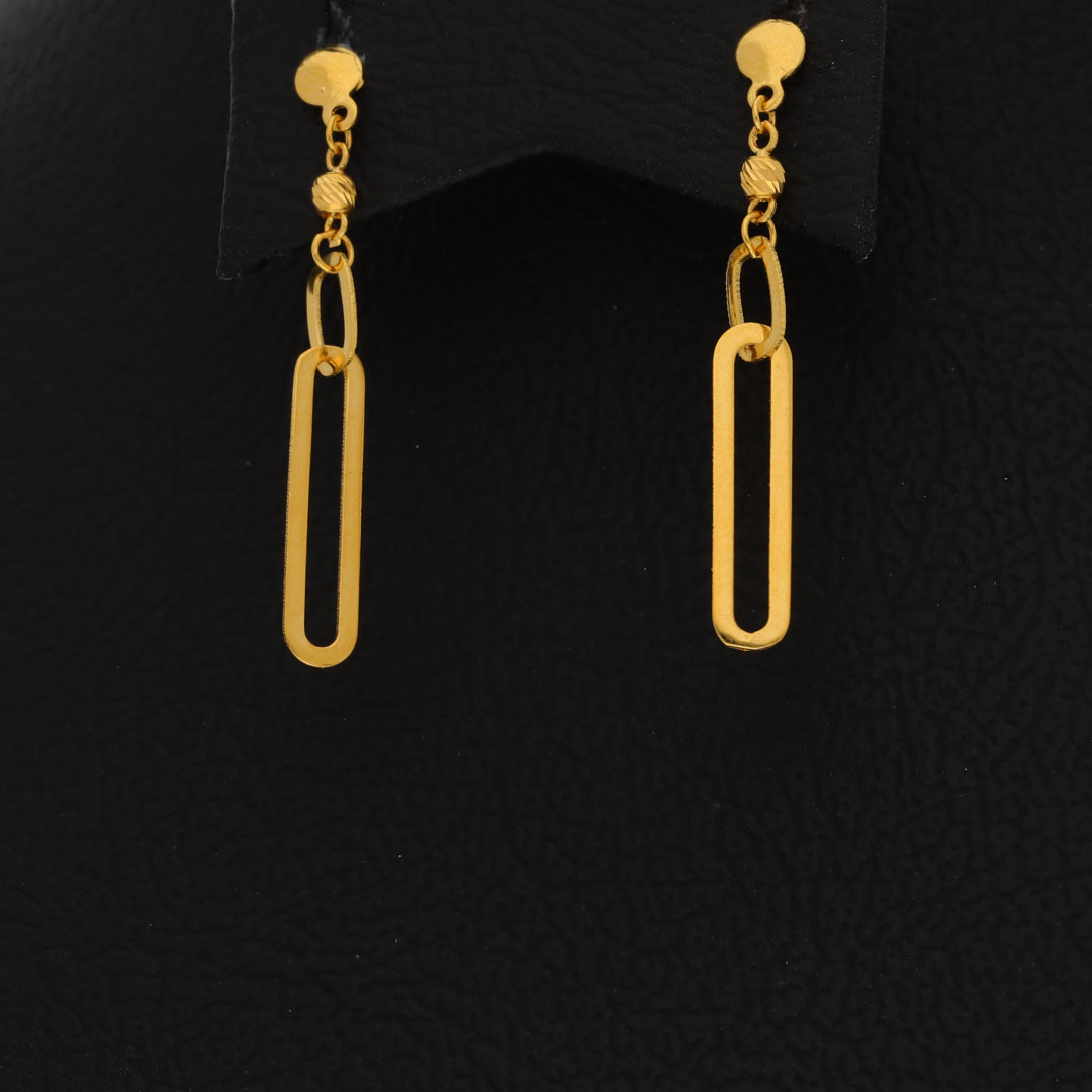 Gold Paperclip Shaped Earring 21KT - FKJERN21KM9859