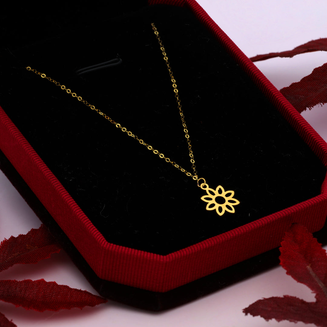 Gold Necklace (Chain With Hollow Flower Shaped Pendant) 21KT - FKJNKL21KM9991