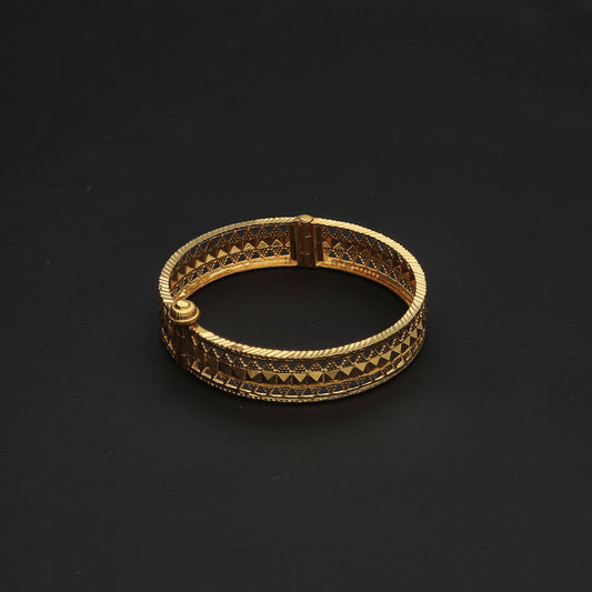 Gold Baby Bangle 21KT - FKJBNG21KM10110