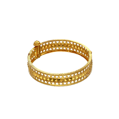 Gold Baby Bangle 21KT - FKJBNG21KM10110
