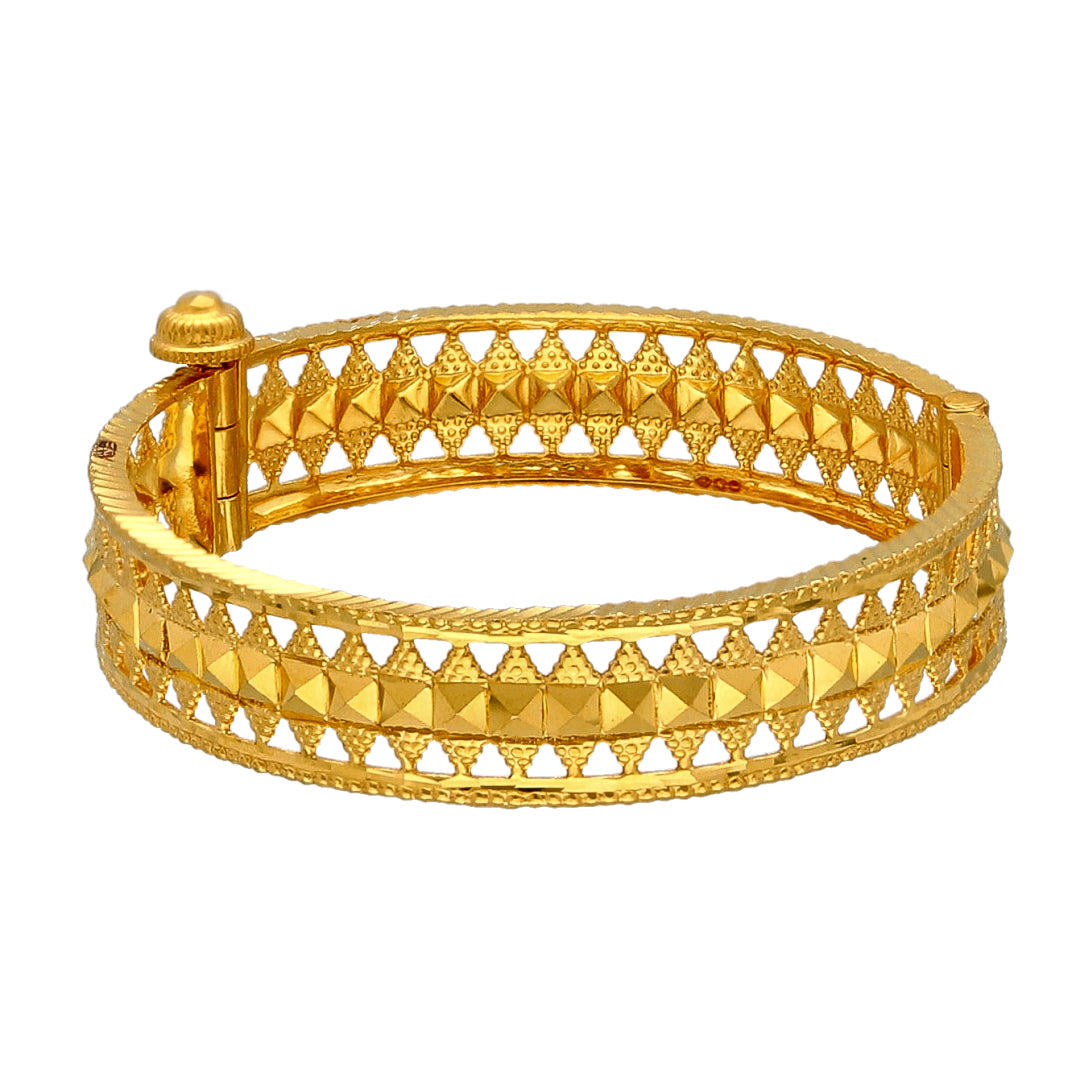 Gold Baby Bangle 21KT - FKJBNG21KM10110