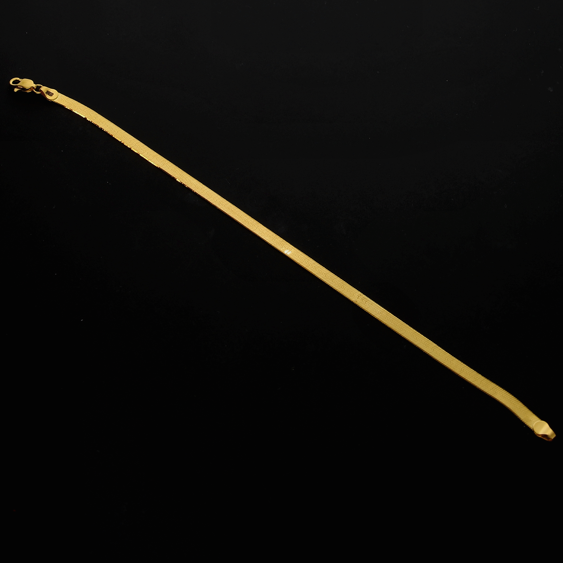 Gold Classic Flat Link Bracelet 21KT- FKJBRL21KM10264