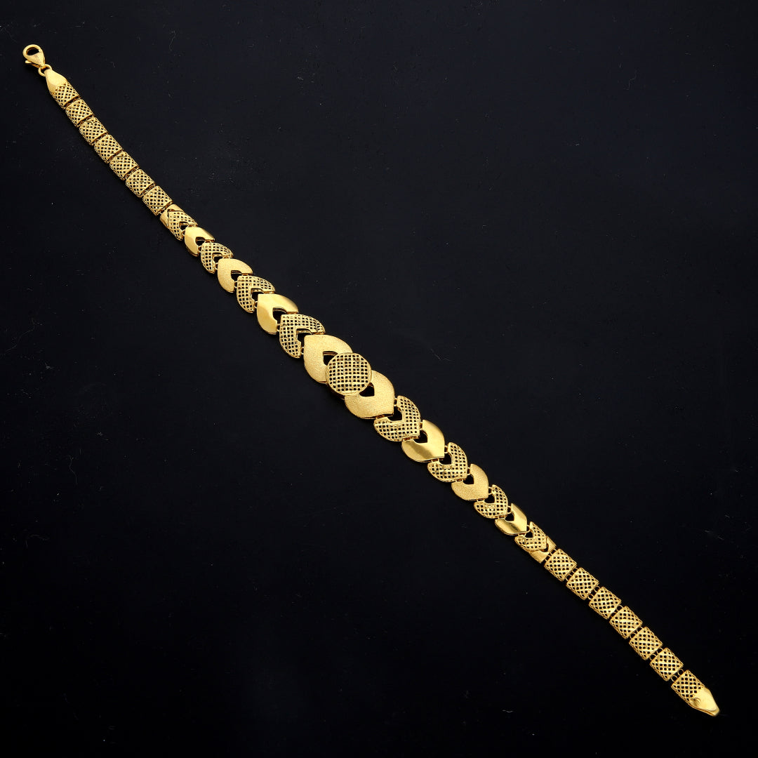 Gold Heart Pattern Bracelet 21KT - FKJBRL21KM11550