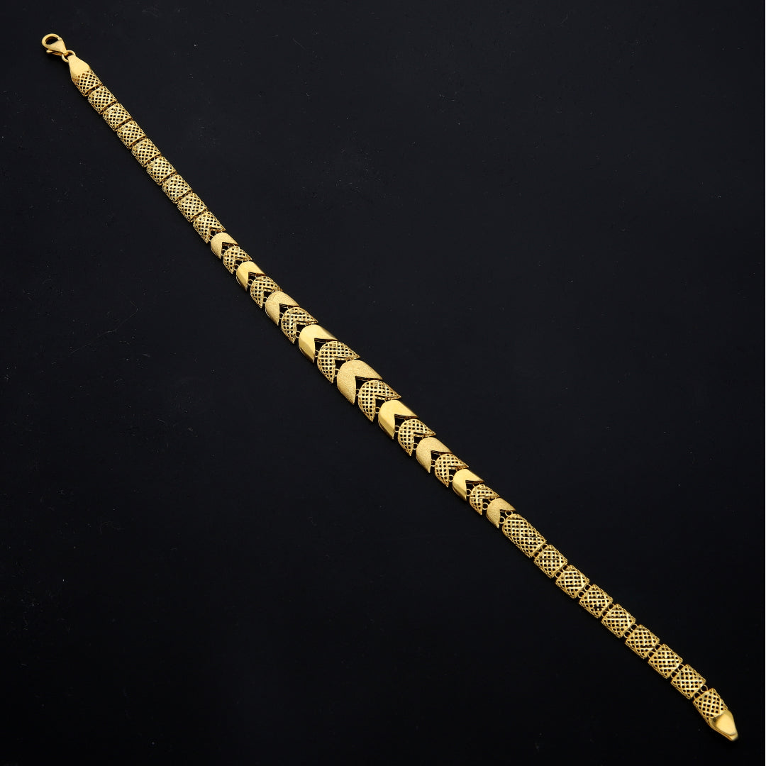 Gold Curved Accent Bracelet 21KT - FKJBRL21KM11573