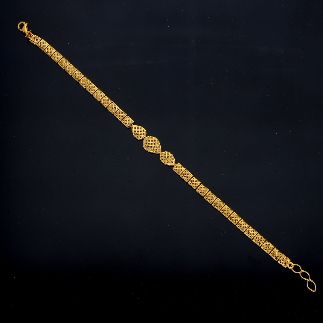 Gold Textured Link Bracelet 21KT - FKJBRL21KM11991