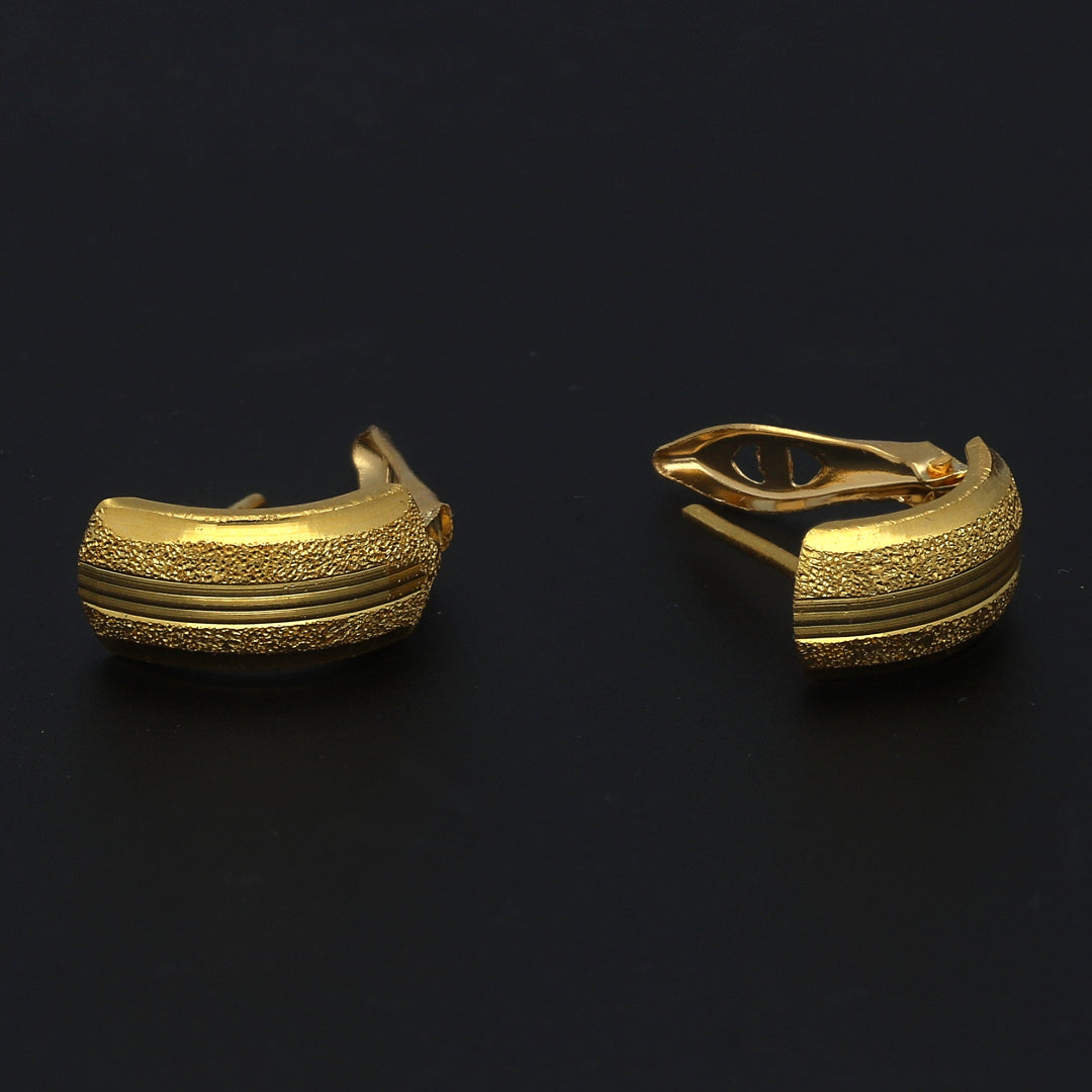 Gold Classic Textured Earrings 21KT - FKJERN21KM11523