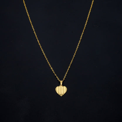 Gold Classic Heart Necklace 21KT - FKJNKL21KM11359