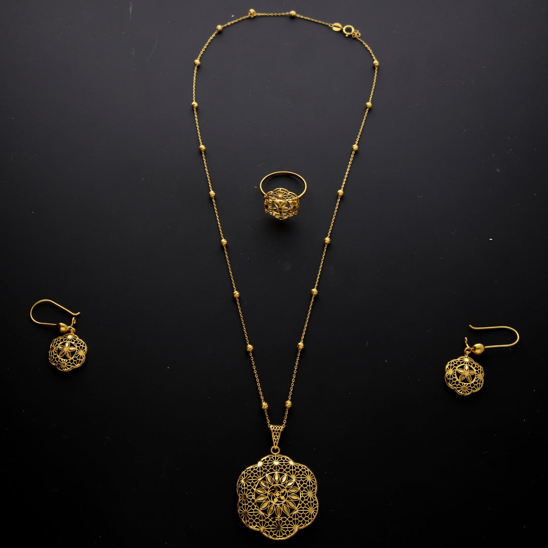 Gold Filigree Medallion Necklace Set (Necklace, Earrings and Ring) 21KT - FKJNKLST21KM10220