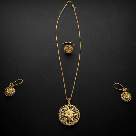 Gold Textured Round Flower Necklace Set (Necklace, Earrings and Ring) 21KT - FKJNKLST21KM10231