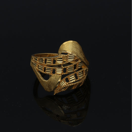 Gold Dynamic Curve Ring 21KT - FKJRN21KM11177