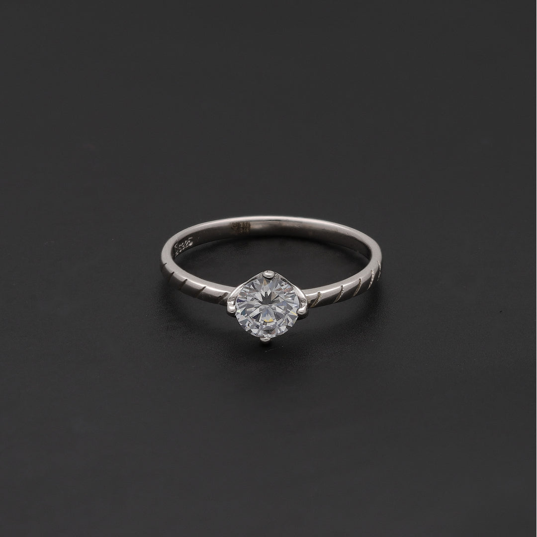 Sterling Silver 925 Aurora Solitaire Ring - FKJRNSL10732