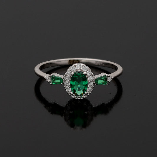 Sterling Silver 925 Emerald Spark Ring - FKJRNSL10768
