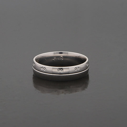 Sterling Silver 925 Band Ring - FKJRNSL10962