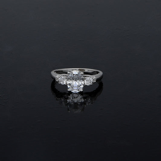 Sterling Silver 925 Oval Cut Ring - FKJRNSL10977