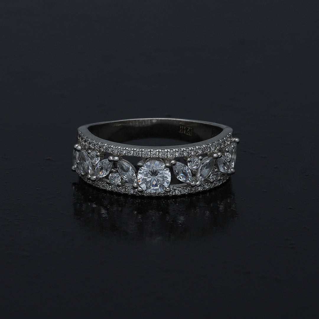 Sterling Silver 925 Sparkle Band Ring - FKJRNSL11009