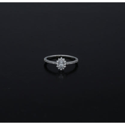 Sterling Silver 925 Floral Cluster Ring - FKJRNSL11078