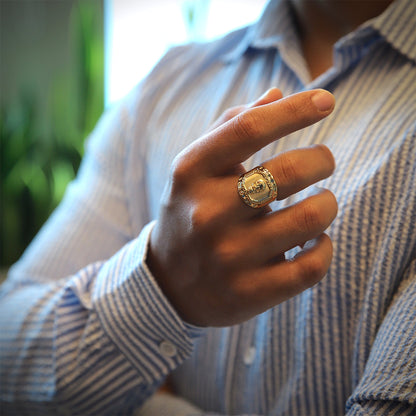 Gold Stud Skull Design in Men's Ring 18KT - FKJRN18K9430