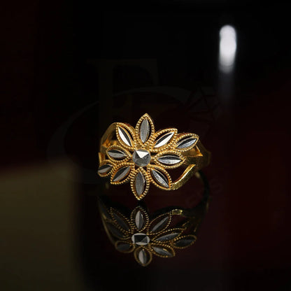 Dual Tone Gold Flower Ring 22Kt - Fkjrn22K3873 Rings