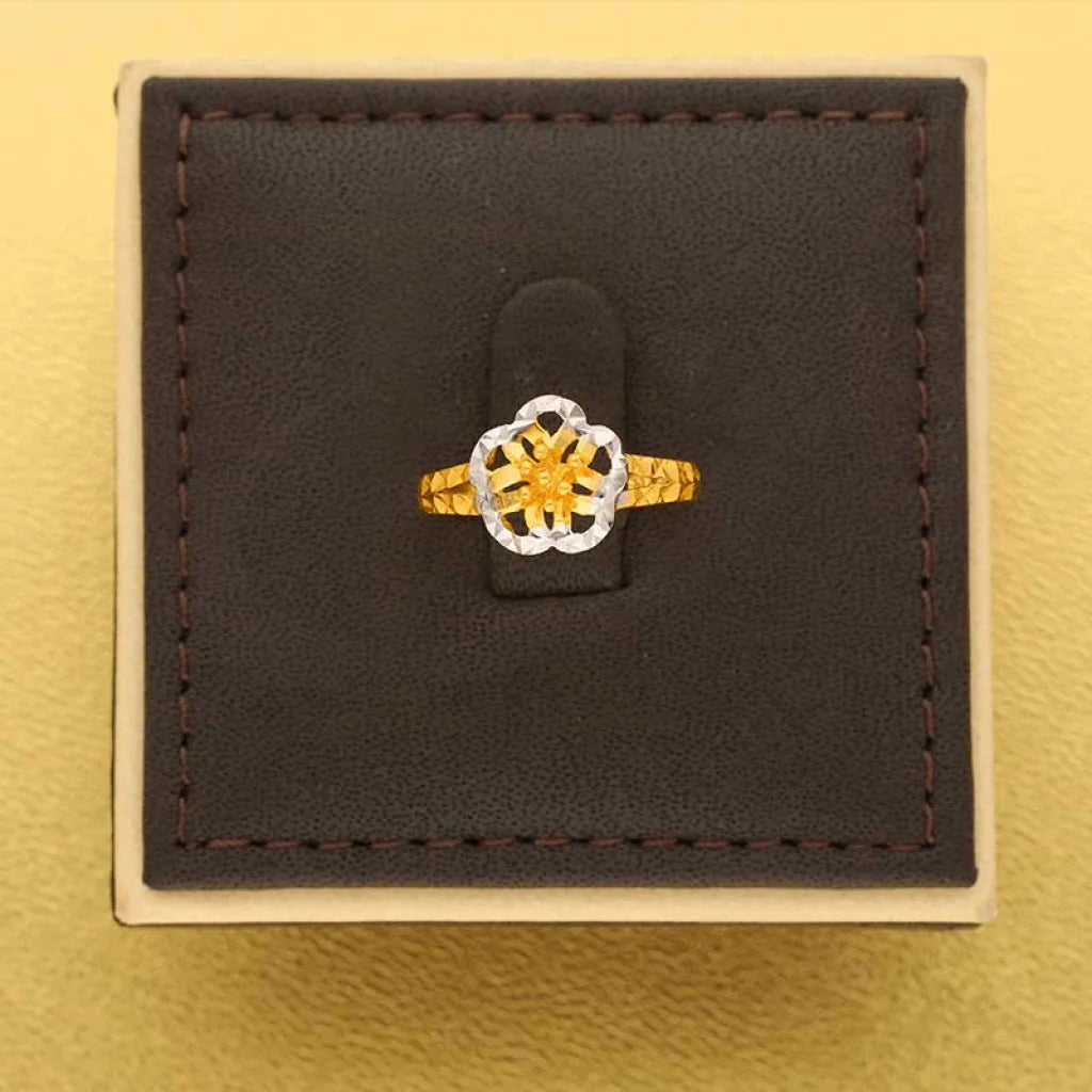 Dual Tone Gold Flower Shaped Ring 22Kt - Fkjrn22K3716 Rings