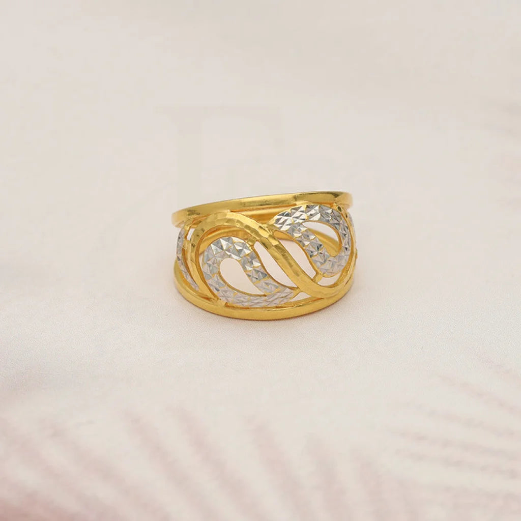 Dual Tone Gold Leaf Shaped Ring 22Kt - Fkjrn22K3870 Rings