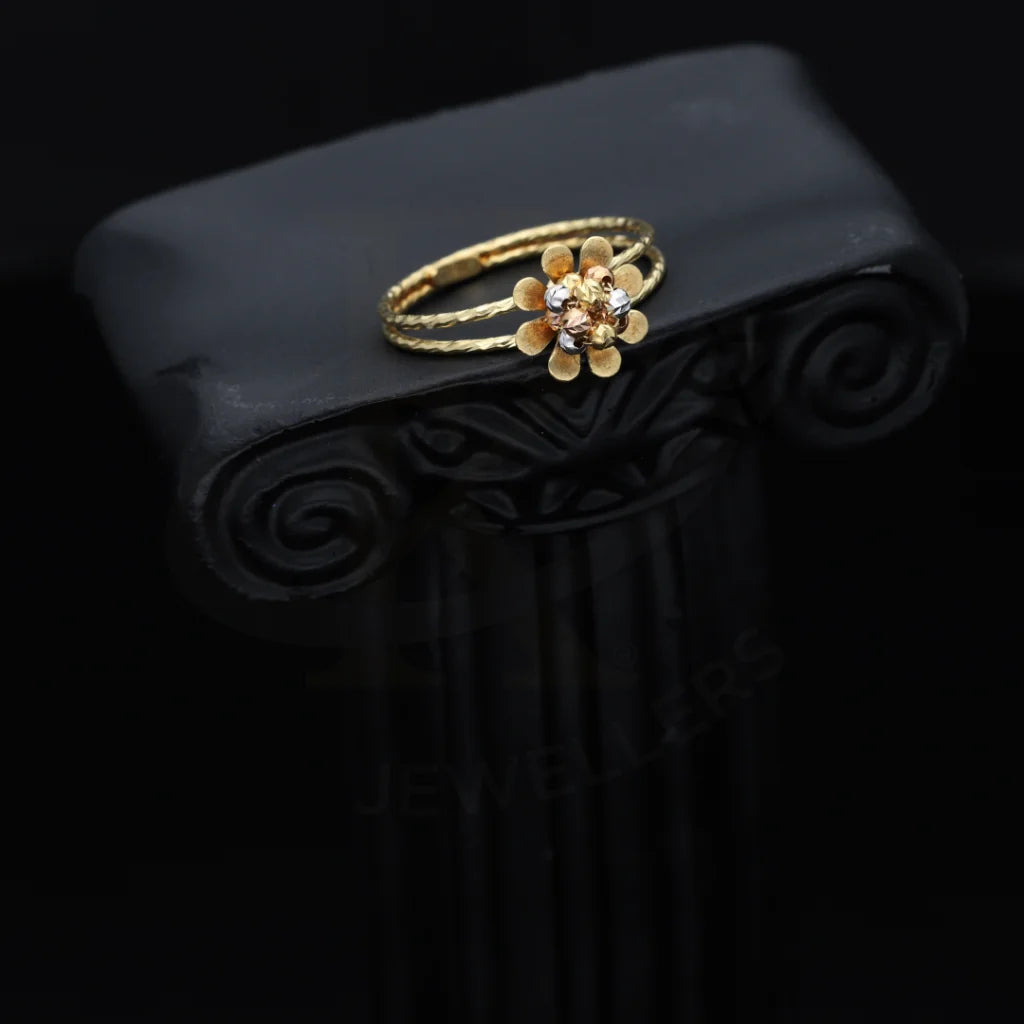 Gold Flower Dual Tone Shaped Ring 18Kt - Fkjrn18K7910 Rings