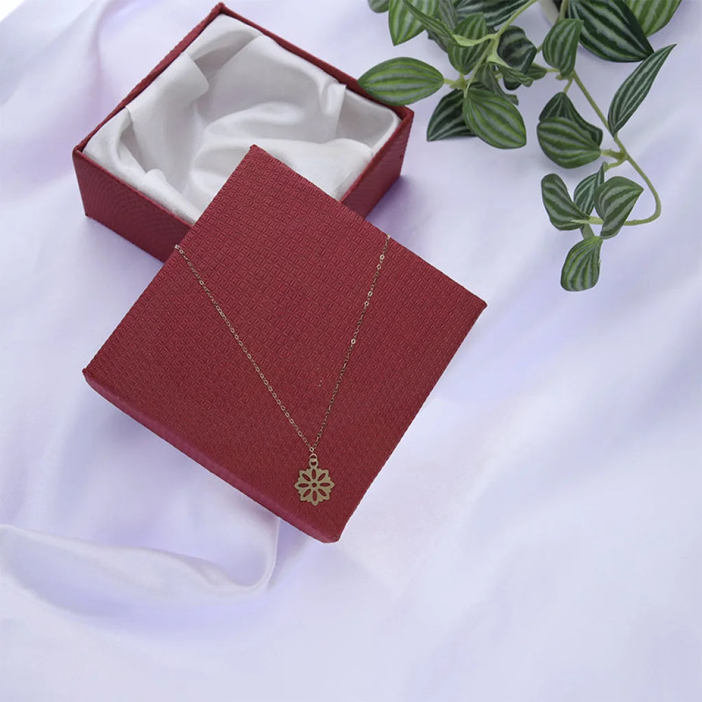 Gold Flower Shaped Necklace 18Kt - Fkjnkl18Km5290 Necklaces