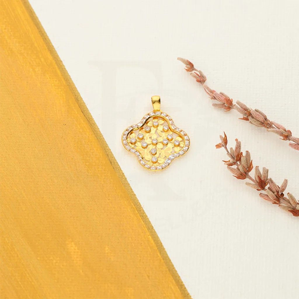 Gold Flower Shaped Pendant 21Kt - Fkjpnd21Km5053 Pendants