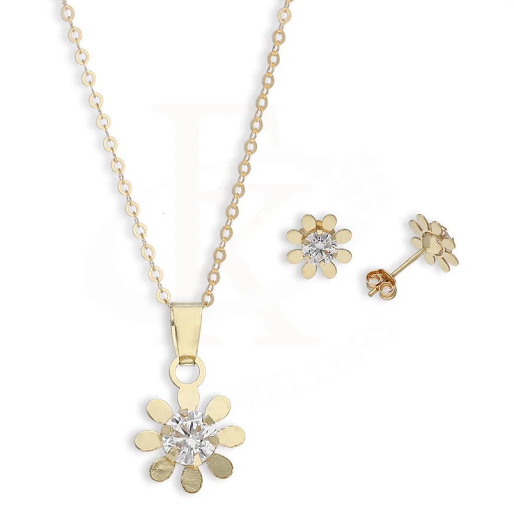 Gold Flower Shaped Solitaire Pendant Set (Necklace And Earrings) 18Kt - Fkjnklst18K5578 Sets