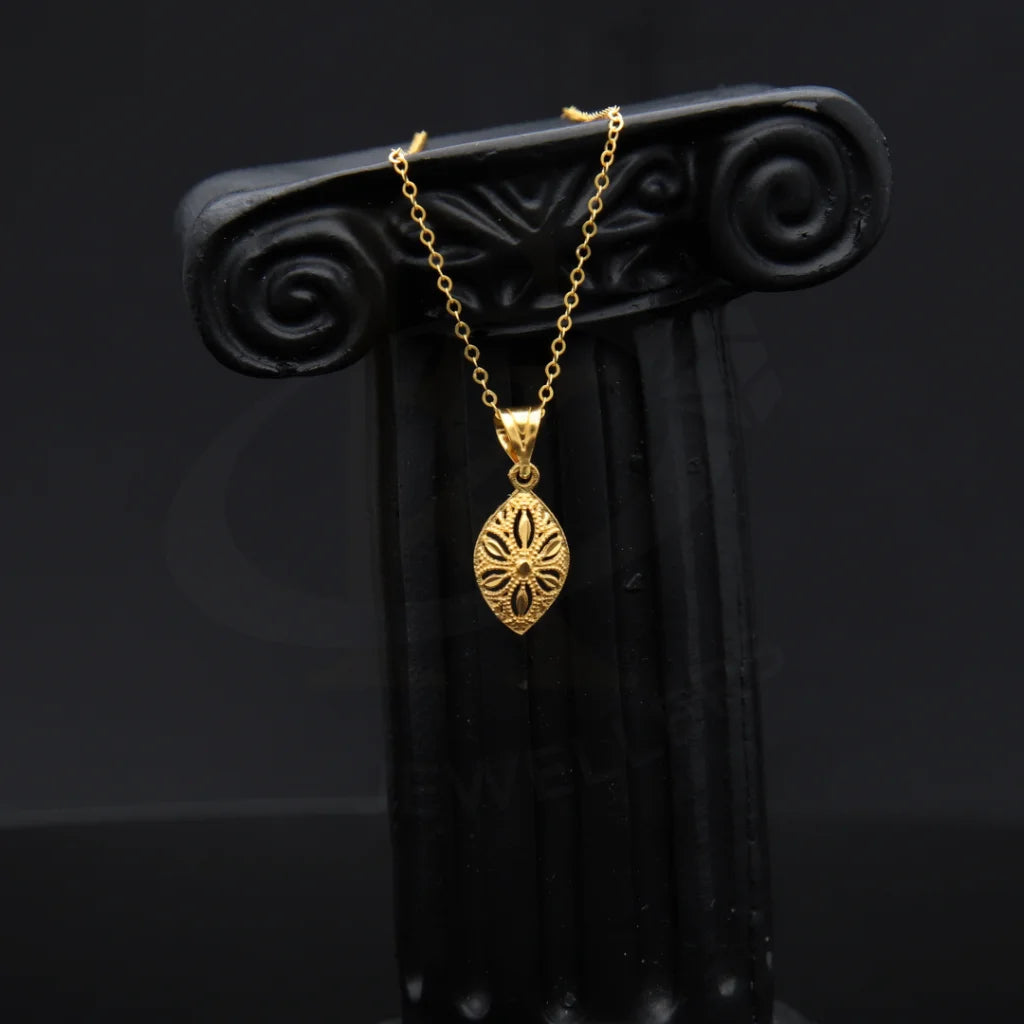 Gold Necklace (Chain With Flower Shaped Hollow Pendant) 21Kt - Fkjnkl21Km7947 Necklaces