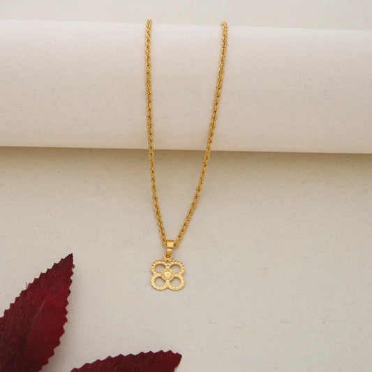 Gold Necklace (Chain With Pendant) 21Kt- Fkjnkl21K7630 Necklaces