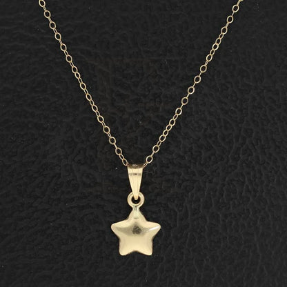 Gold Necklace (Chain With Star Pendant) 18Kt - Fkjnkl18K2845 Necklaces