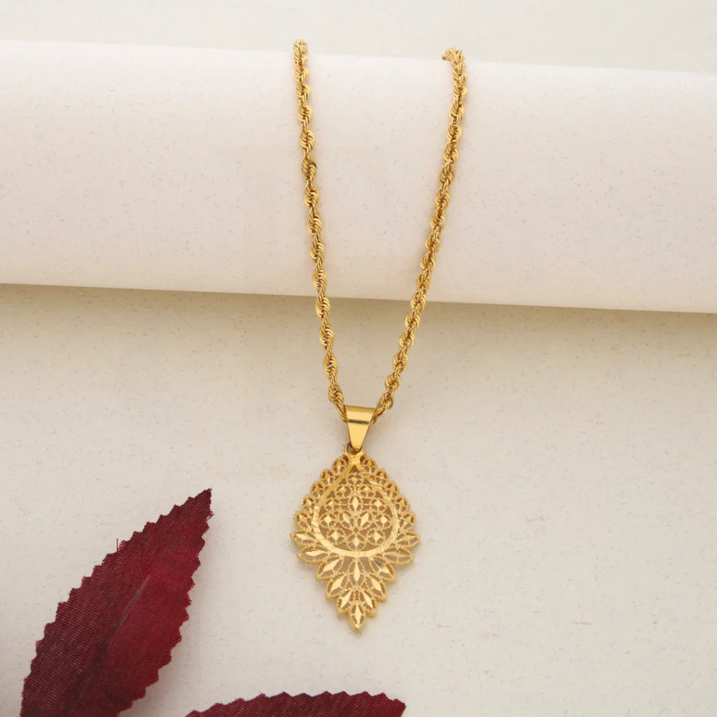 Gold Necklace (Chain With Pendant) 21Kt- Fkjnkl21K7683 Necklaces