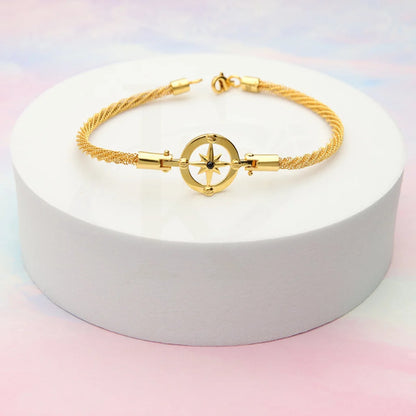 Gold Star Shaped Bracelet 22Kt - Fkjbrl22K5033 Bracelets