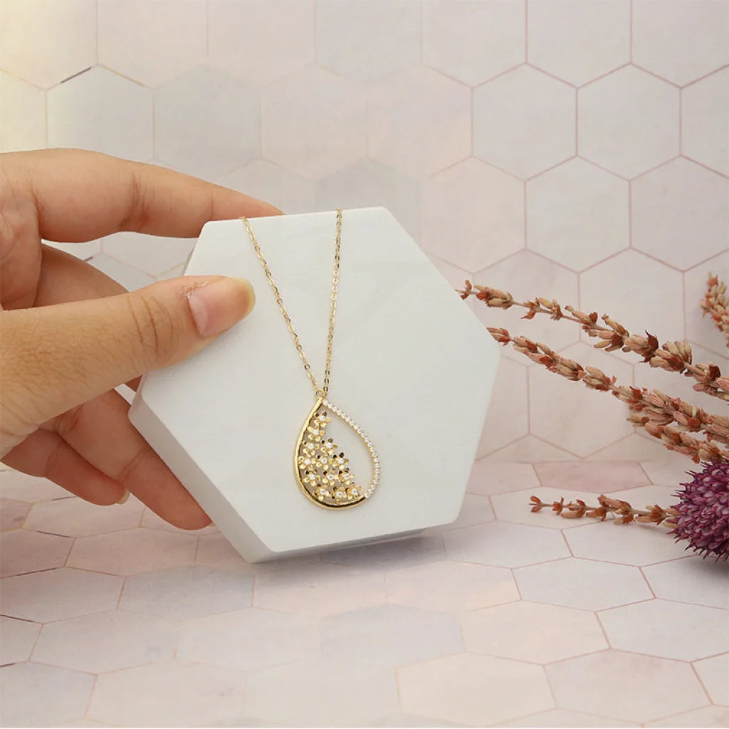 Gold Pear Shaped Necklace 18Kt - Fkjnkl18K5271 Necklaces