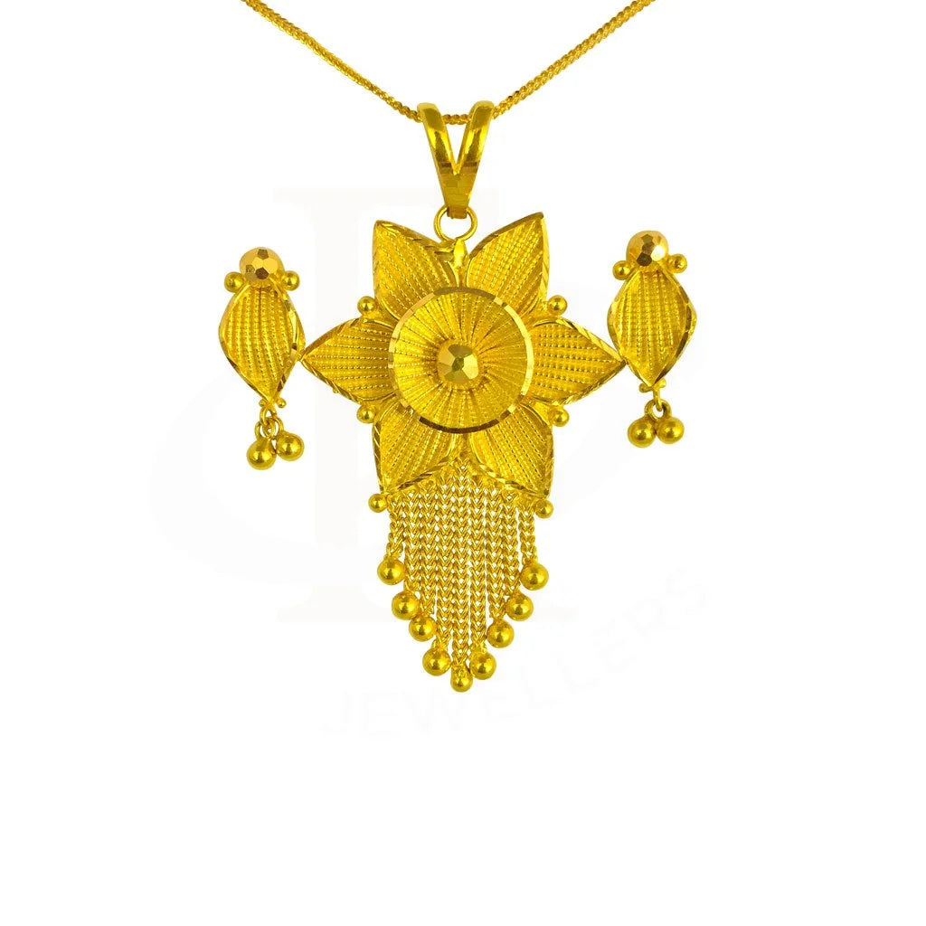 Gold Pendant Set (Necklace And Earrings) 22Kt - Fkjnklst1912 Sets
