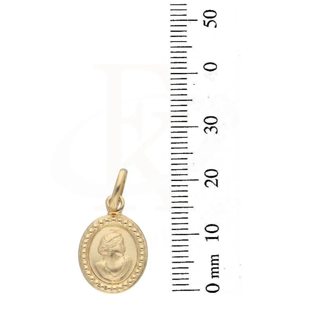 Gold Queen Oval Shaped Pendant 18Kt - Fkjpnd18K2993 Pendants