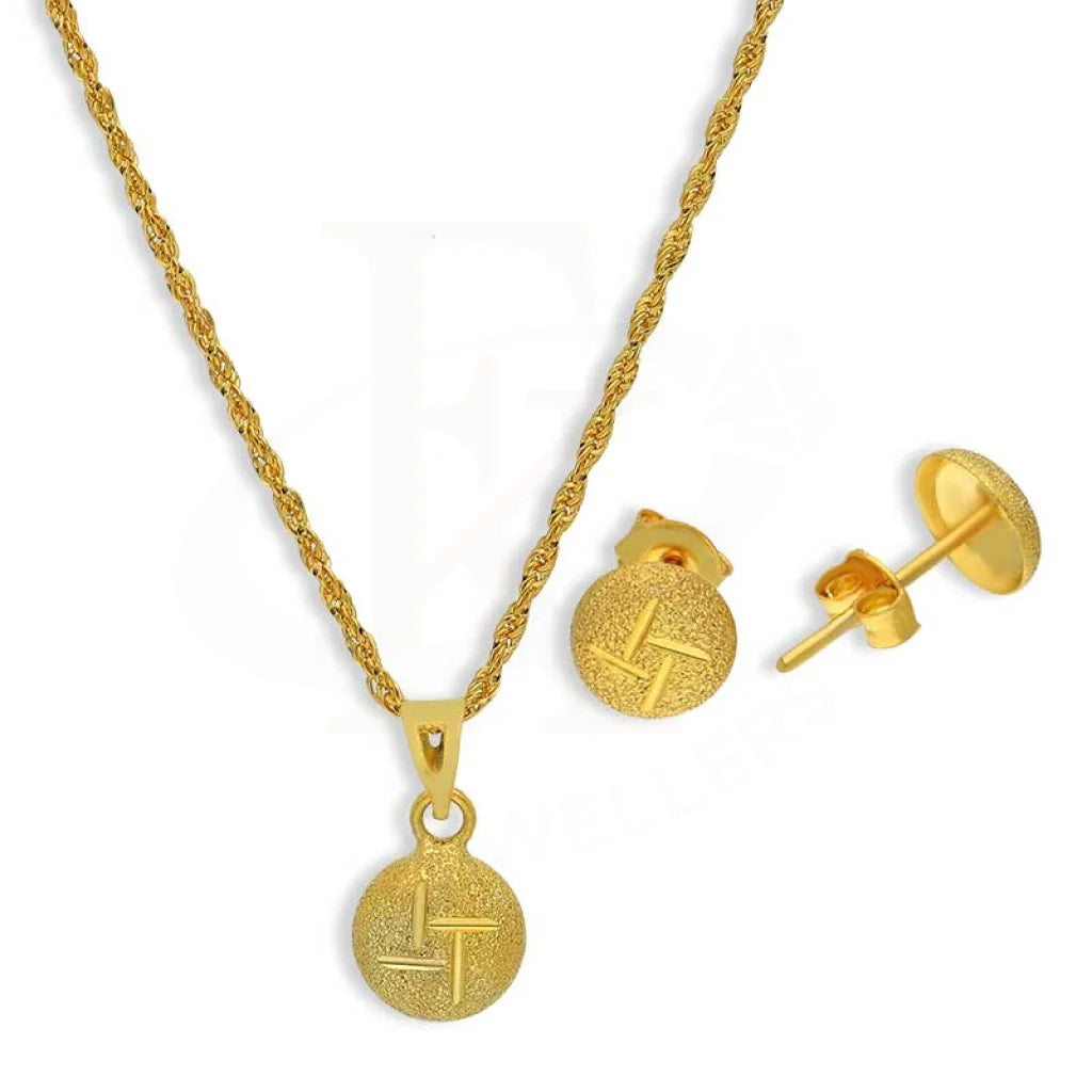Gold Round Shaped Pendant Set (Necklace And Earrings) 18Kt - Fkjnklst18K2437 Sets