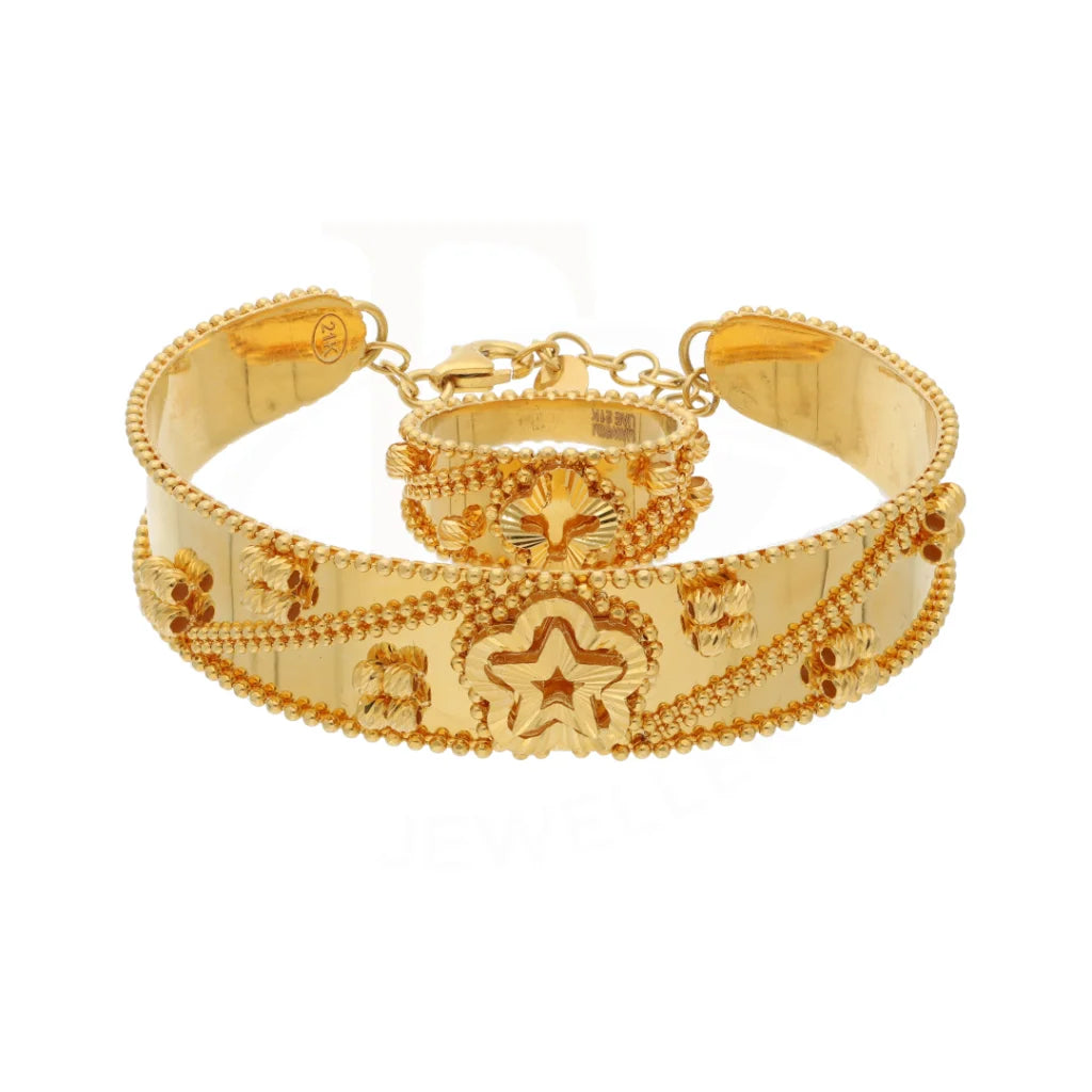 Gold Star Design Bangle Set (Bangle And Ring) 21Kt - Fkjset21Km8682 Pendant Sets