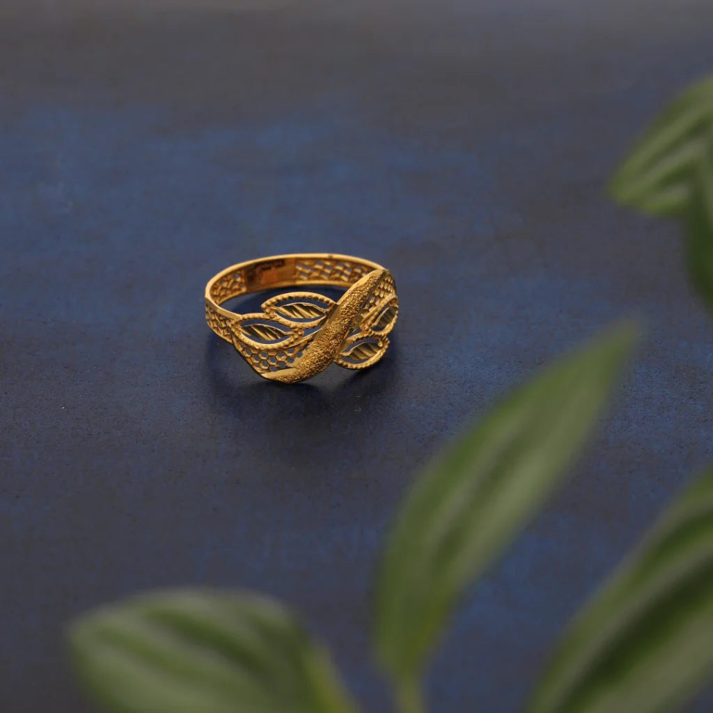 Gold Zirconia Leaf Ring 21Kt - Fkjern18Km8411 Rings