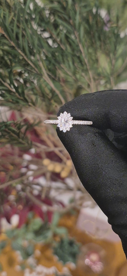 Sterling Silver 925 Floral Cluster Ring - FKJRNSL11078