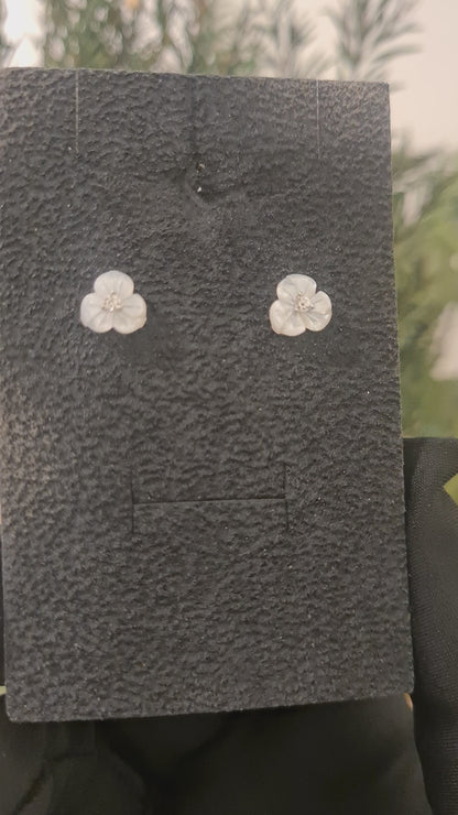 Sterling Silver 925 Shell Petal Earrings - FKJERNSL10839