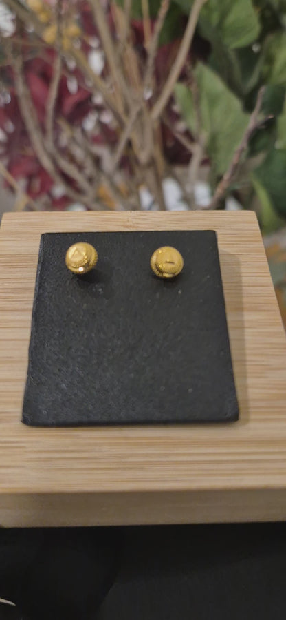 <tc>أقراط ذهبية كلاسيكية مزخرفة 21 قيراط - FKJERN21KM11606 </tc>