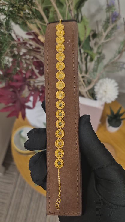 Gold Lace Pattern Bracelet 21KT - FKJBRL21KM11998