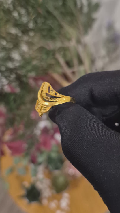 Gold Stylish Design Ring 21KT - FKJRN21KM11814